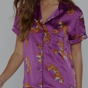 Purple tiger print short and tee pijama set